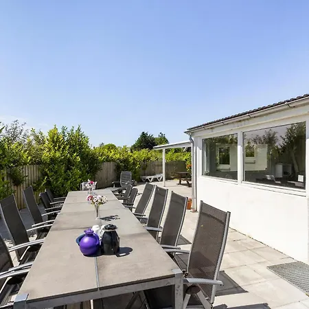 Σπίτι διακοπών Beach Front Home In Jaegerspris With Wifi